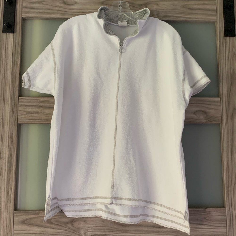 Size M, terry cover up, why/h grey. Fitigues